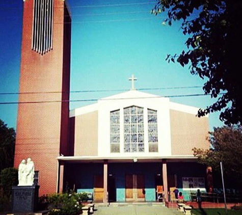 Holy Family Catholic Church - Artesia, CA. Holy Family Church
