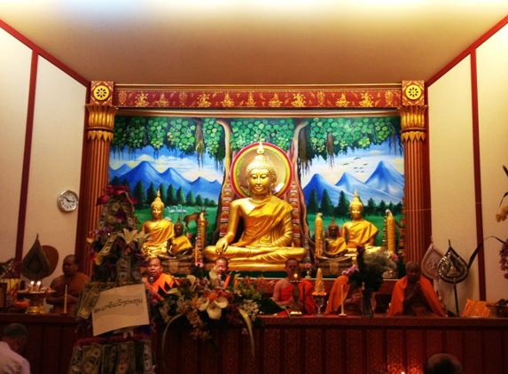 Wat Lao Rattanaram - Richmond, CA