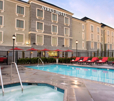 Ayres Hotel Fountain Valley - Fountain Valley, CA