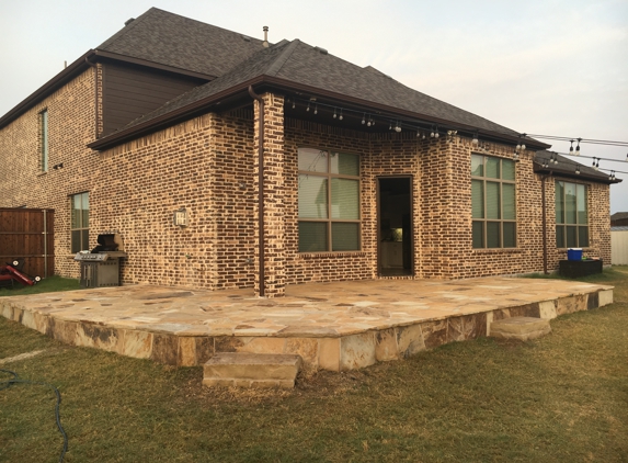 Brandon's Landscape Service - Fate, TX