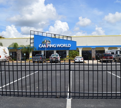 Camping World - Kissimmee, FL