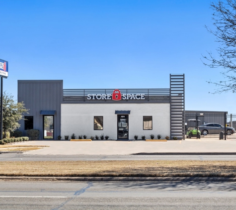 Store Space Self Storage - Waco, TX