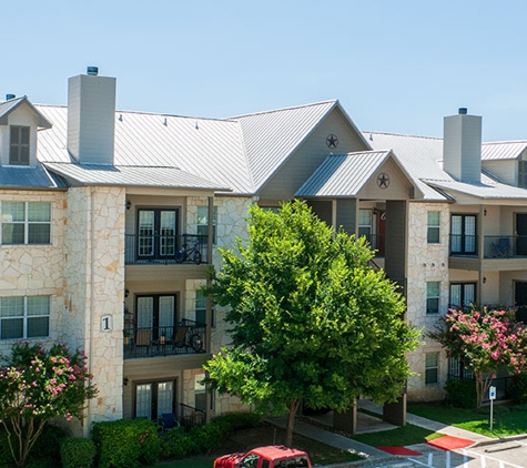 The Woodland Apartment Homes - Boerne, TX