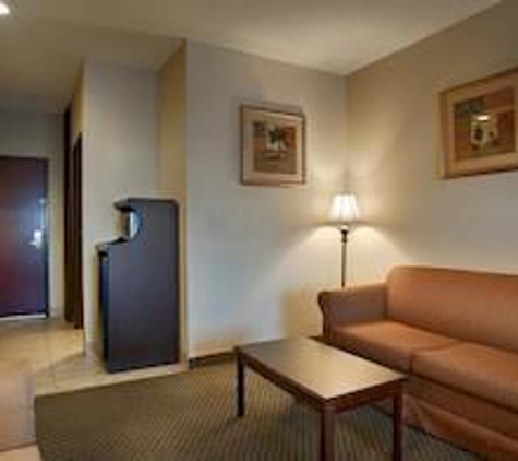 Best Western La Grange Inn & Suites - La Grange, TX