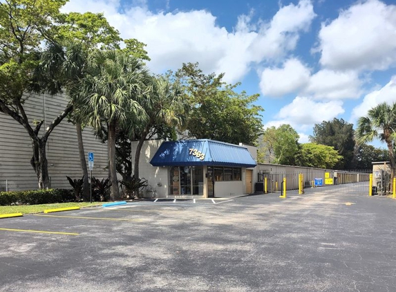 Extra Space Storage - Lake Worth, FL