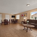 Super 8 by Wyndham Corsicana - Hotels