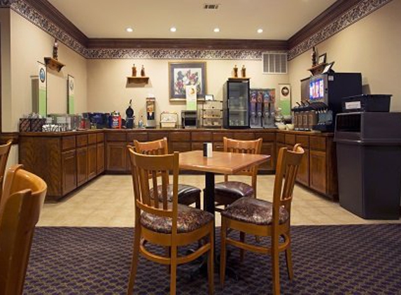 Country Inns & Suites - Round Rock, TX