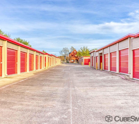 CubeSmart Self Storage - Lake Worth, TX