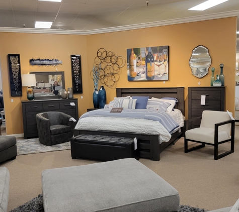 Ashley HomeStore - Platteville, WI