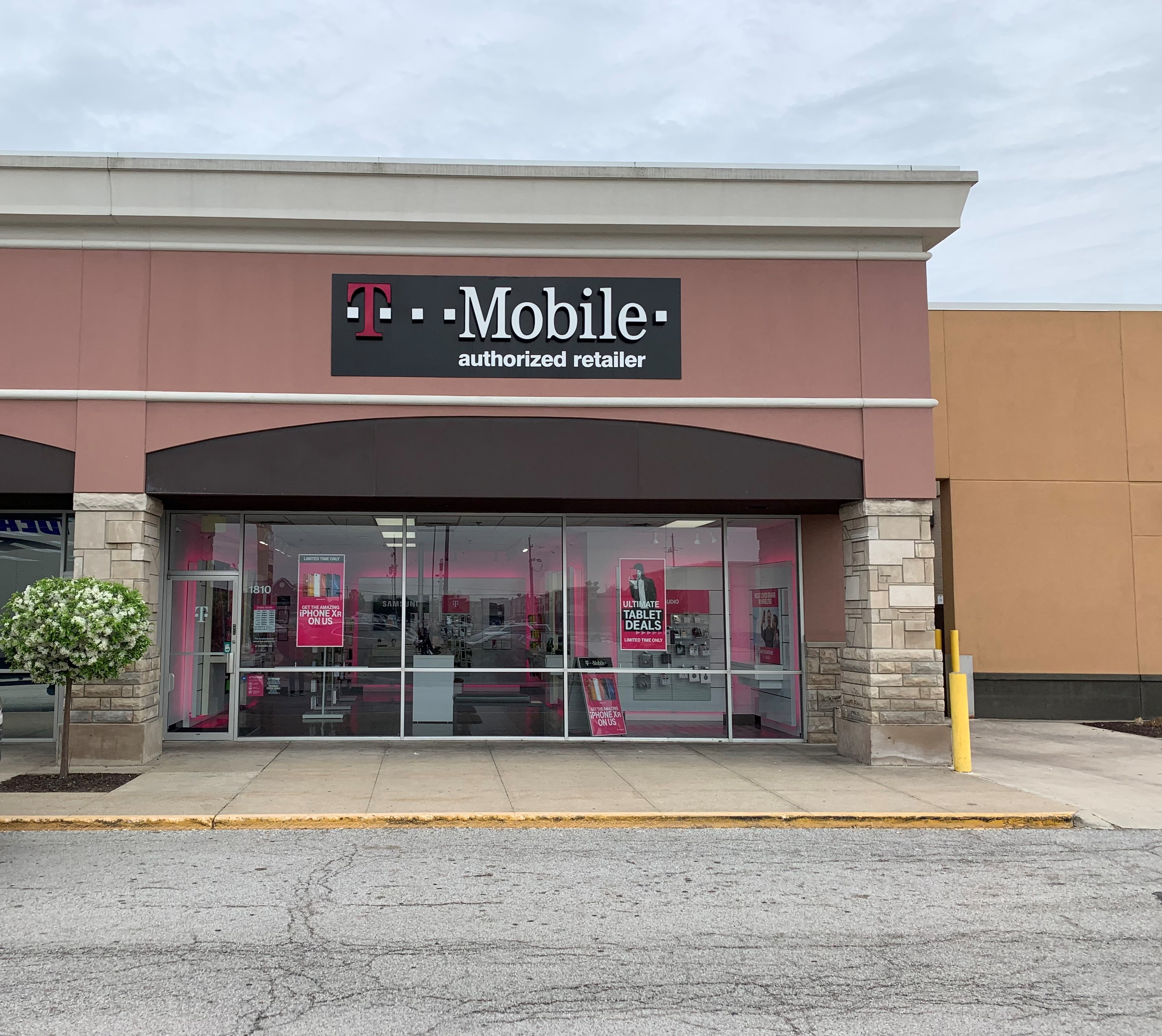 TMobile 1810 E Boulevard Unit 105, Kokomo, IN 46902
