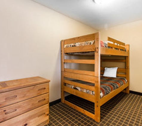 Quality Inn & Suites On The River - Glenwood Springs, CO