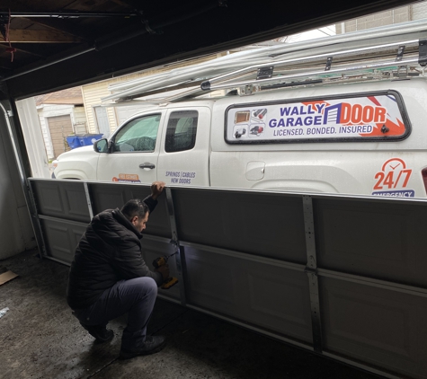 Wally Garage Door - Orland Park, IL