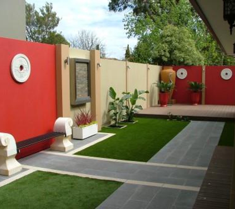 Noyce Tubular Design Fencing
