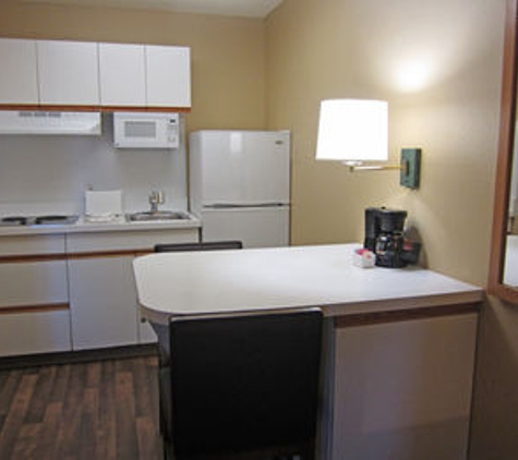 Extended Stay America - Los Angeles - LAX Airport - El Segundo - El Segundo, CA