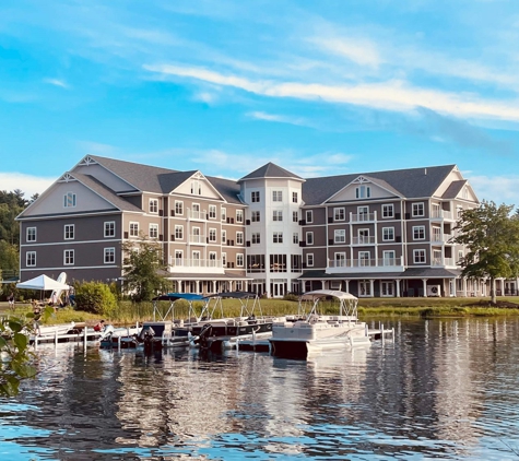 voco Saranac Lake NY - Waterfront, an IHG Hotel - Saranac Lake, NY