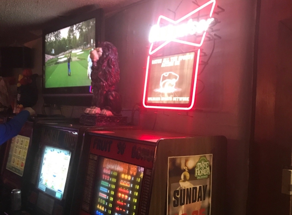 Jerry's Sports Pub - Kansas City, KS
