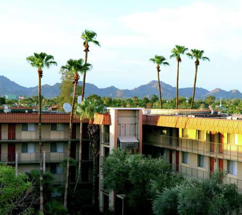 Embassy Suites - Phoenix, AZ
