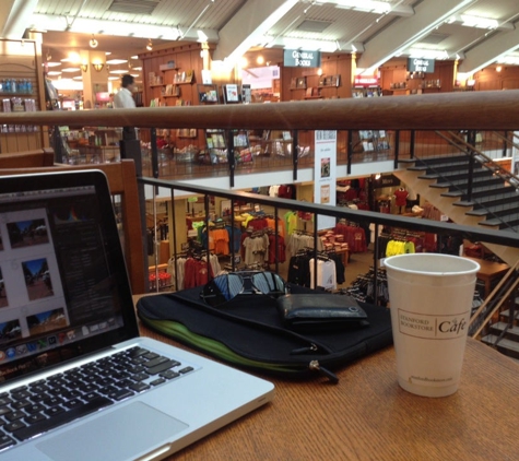 Stanford Bookstore - Stanford, CA