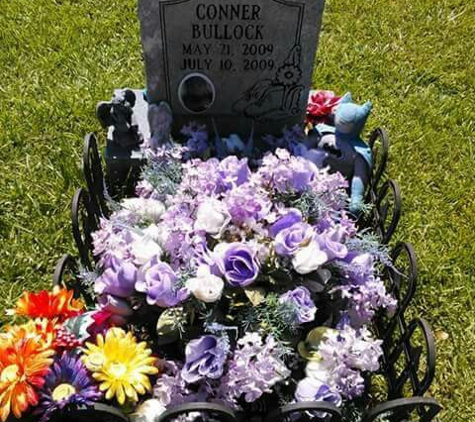 Hattiesburg City Of - Hattiesburg, MS. This is how his grave looked after our last visit!!