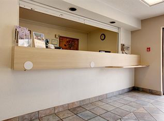 Americas Best Value Inn - Irving, TX