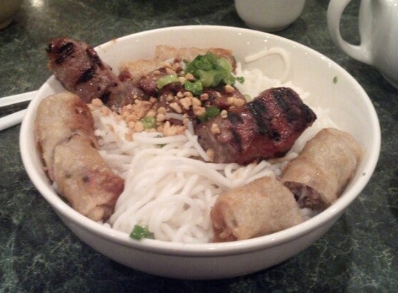 Nam Son Vietnamese Restaurant - New York, NY