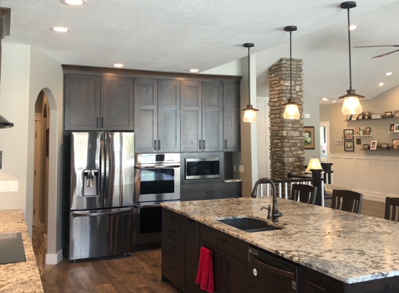 Galaxy Counter Tops - Ogden, UT. 5' x 10' granite kitchen island by Galaxy Countertops, Ogden UT