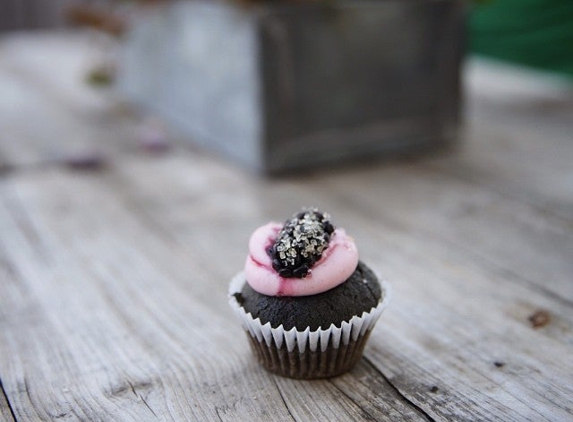 Enjoy Cupcakes - Los Olivos, CA