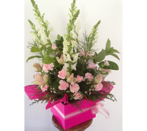 Mel's Little House of Flowers - Parkinson, QLD