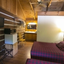Black Bear Lodge Motel - Motels