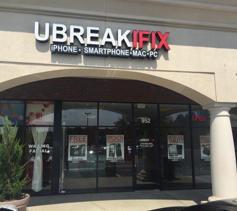 uBreakiFix - Cary, NC