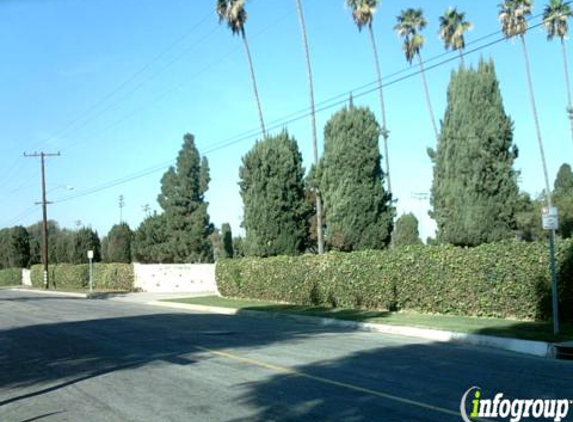 Little Lake Cemetery District - Santa Fe Springs, CA