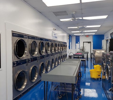 Elite Laundry & Dry Cleaners - Tarpon Springs, FL