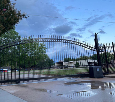 Fence Fanatics - Plano, TX