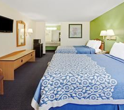 Days Inn by Wyndham Baytown Garth Road I10 East - Baytown, TX