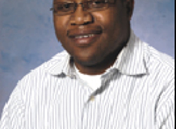 Dr. Tanyanyiwa W Chinyadza, MD - Toledo, OH