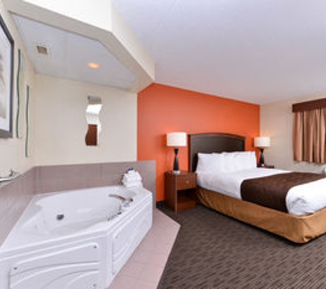 AmericInn Lodge & Suites of St. Cloud - Saint Cloud, MN