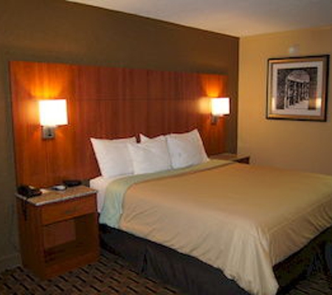 Days Inn by Wyndham Durham/Near Duke University - Durham, NC