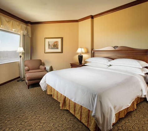 DoubleTree by Hilton Lisle Naperville - Lisle, IL