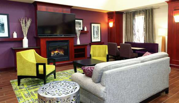 Hampton Inn & Suites Lamar - Mill Hall, PA