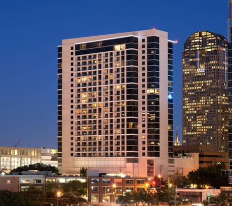 1900 Mckinney - Dallas, TX