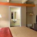 Days Inn by Wyndham Denver Downtown - Motels