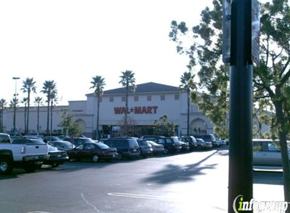 Walmart Supercenter - Lake Forest, CA