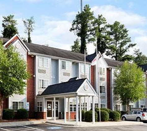 Microtel Inn & Suites by Wyndham Raleigh - Raleigh, NC