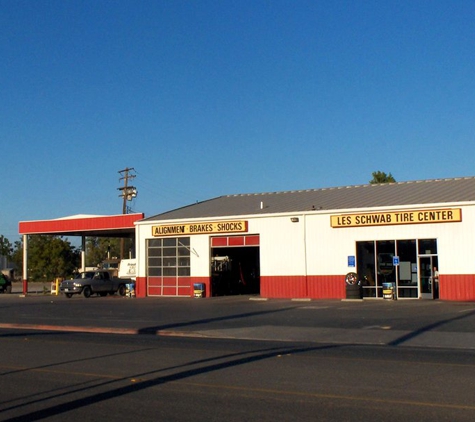 Les Schwab Tire Center - Gridley, CA