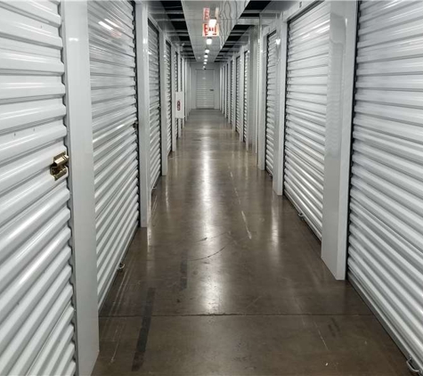 Extra Space Storage - Chicago, IL