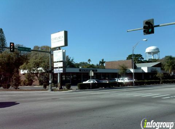 Richard's Whole Foods - Bradenton, FL