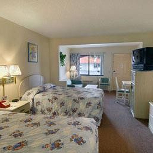 Travelodge - Kissimmee, FL