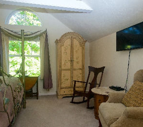 Oval Door Bed & Breakfast - Eugene, OR