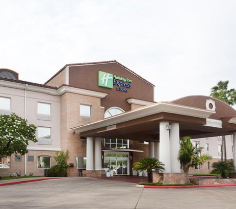 Holiday Inn Express & Suites Brownsville - Brownsville, TX