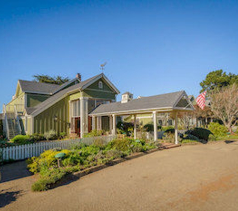 Hill House Inn - Mendocino, CA